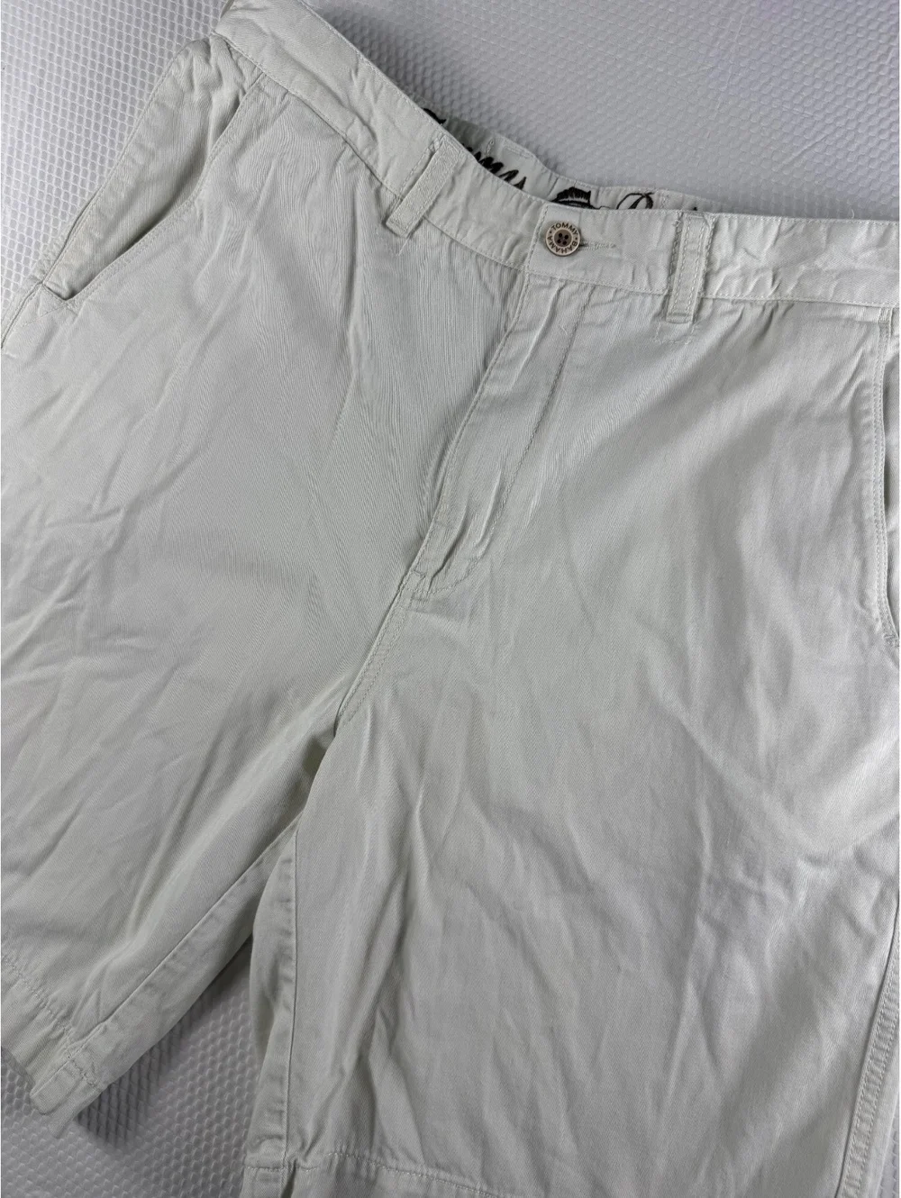 Tommy Bahama Island Bamboo Men’s 36 Khaki Chino Shorts Resort Coastal Beach